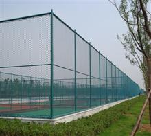 足球场外围钢丝防护网