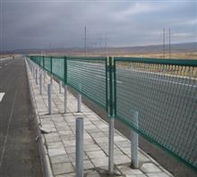 钢板网护栏-围墙护栏网