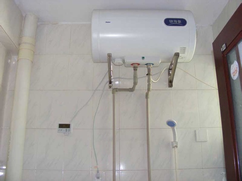 杭州萧山阿里斯顿热水器维修