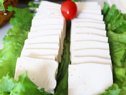 传统豆腐坊生产千页豆腐鱼豆腐