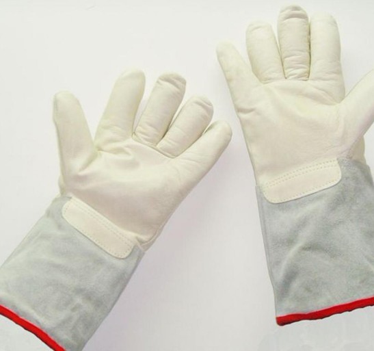 天然气抗低温防冻手套,防护面罩