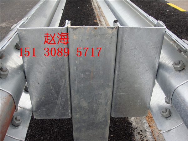 黑龙江热镀锌护栏板、高速两侧护栏板、(在线咨询)