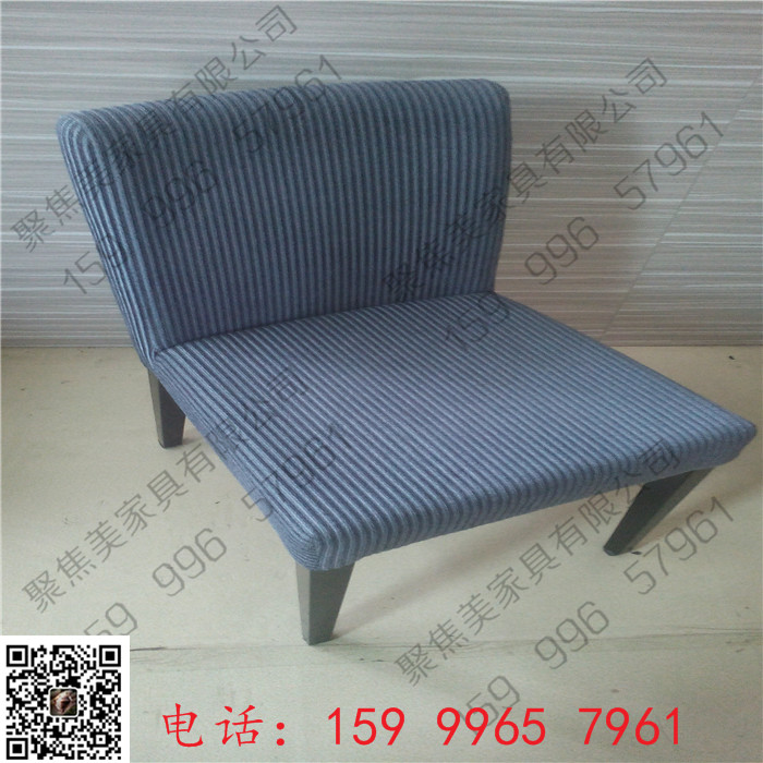 AF800的优质布艺沙发,底架采用烤漆工艺电解板材质