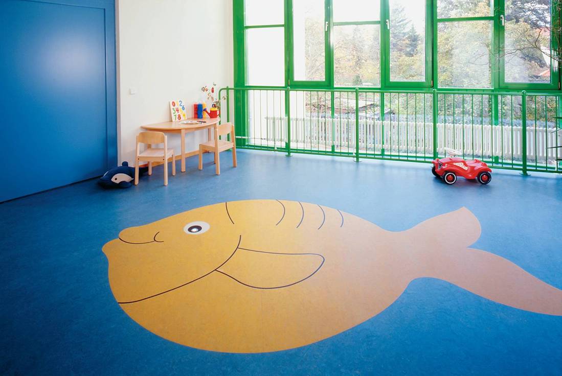 广西幼儿园PVC地板造价