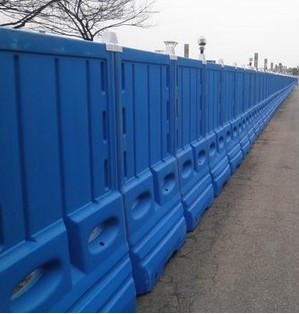 优质注水式施工围栏价格,滨州高围挡水马品质卓越
