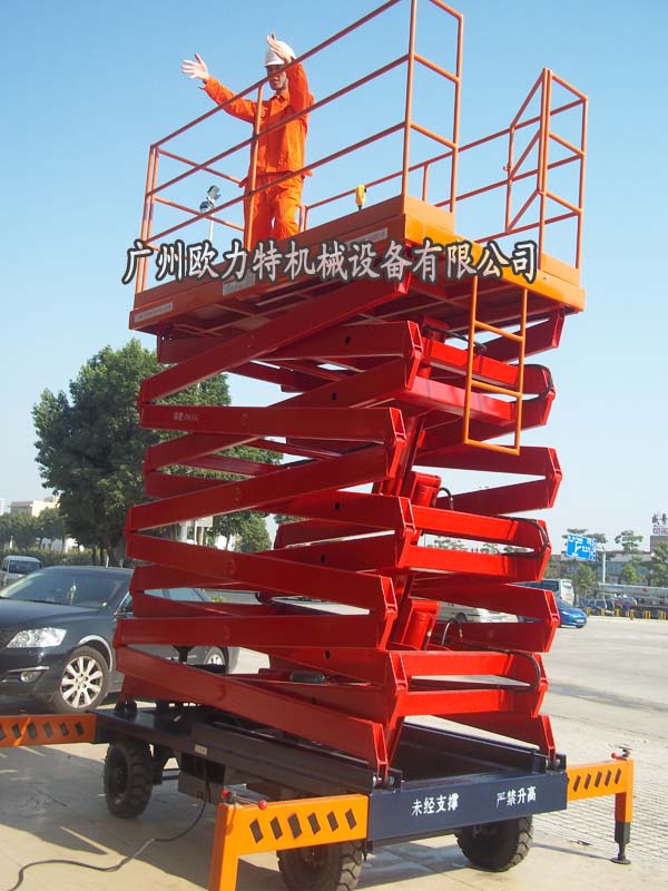 珠海化工厂专用升降机 高空安全作业升降平台