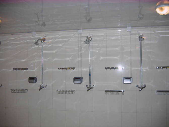员工浴室刷卡取水节能改造