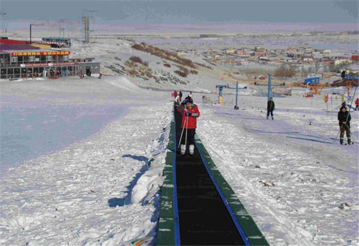 山西大型滑雪场魔毯价格  智能操控的滑雪魔毯