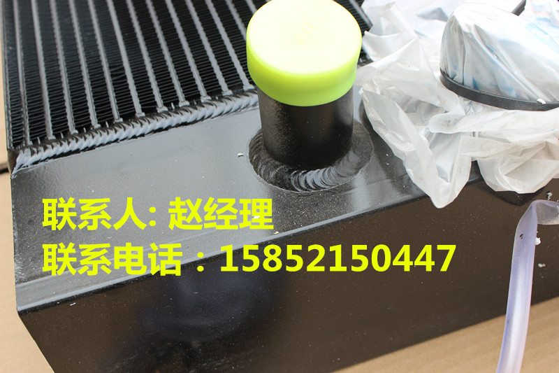 河南徐工XS160A压路机洒水箱厂家热卖配件