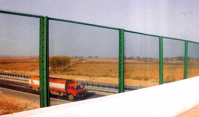 专业生产 框架高速公路 框架护栏 桥梁高速公路 铁艺护栏