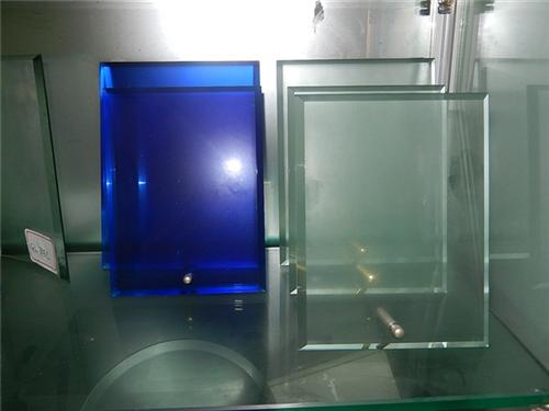 南海3mm平板玻璃加工、顺德4mm平板玻璃加工、专业各种规则平板玻璃加工厂家--富隆