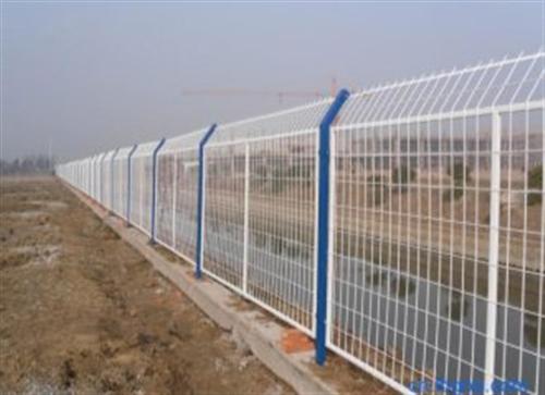 鲁甸县高速护栏网|鼎矗商贸|高速护栏网定做