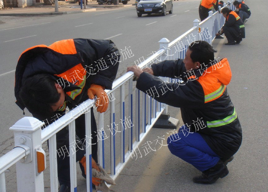 来宾临时施工护栏 柳州高速公路护栏 厂家供应护栏