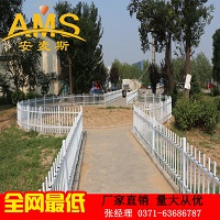 河南安麦斯厂家批发锌钢喷塑道路护栏 道路交通隔离护栏 市政防护栏