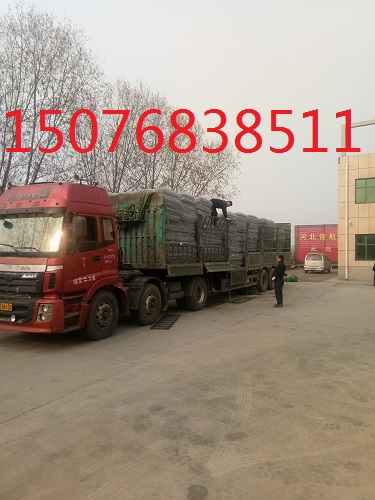 护坡铅丝石笼网新疆铅丝石笼网生产厂家
