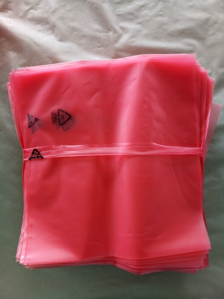 青岛批发生产优质PE防静电平口塑料袋 包装专用