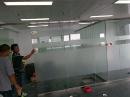 昆山玻璃门专业维修,玻璃隔墙