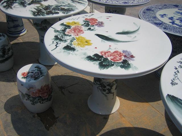 休闲陶瓷凳 阳台摆设陶瓷桌子