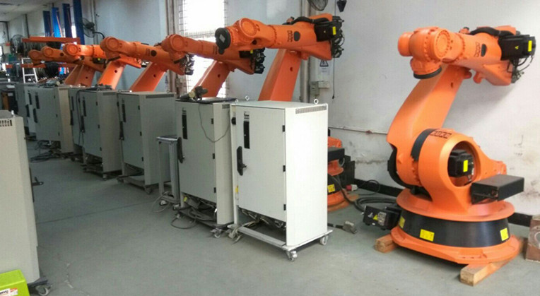 大量原装KR210二手kuka机器人出售_库卡机器人配件