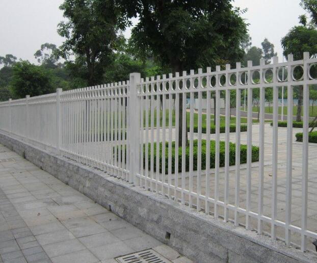 东莞围墙栅栏,围墙护栏多少钱一米