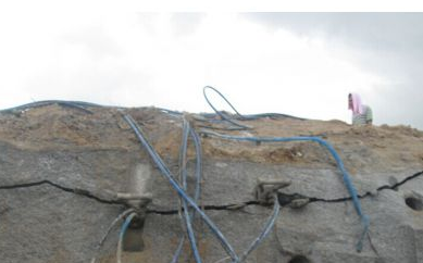 水利工程开挖遇坚硬岩石拆除深凯推介柱式分裂棒