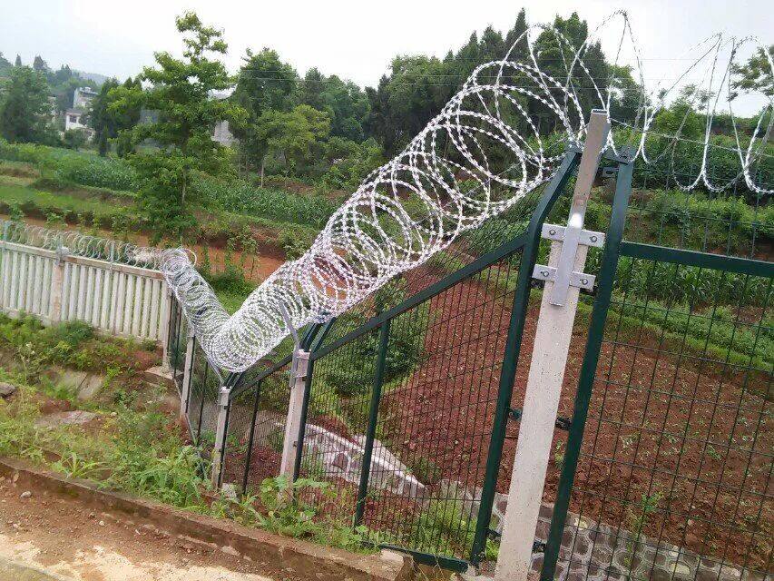 安徽22.5米Y型柱护栏网