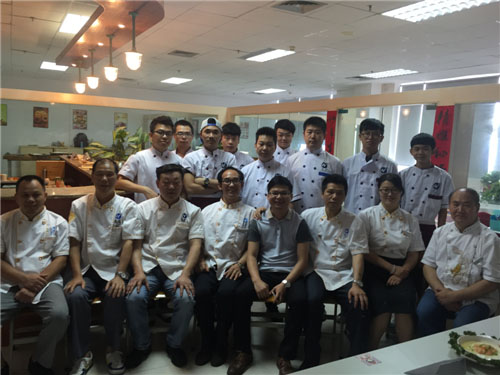广州有哪些比较知名的中餐培训班广州烹调培训找东南学校