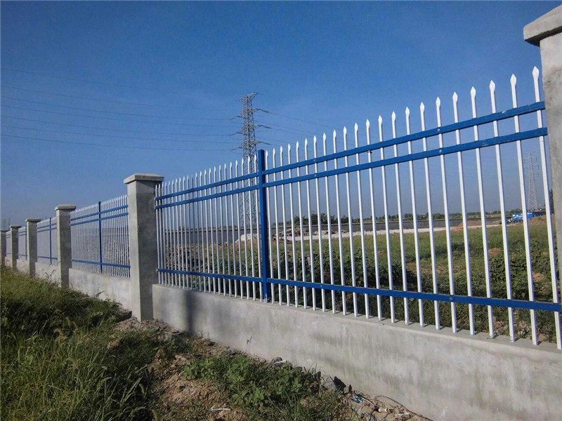 供应锌钢庭院围栏工厂围墙护栏小区护栏