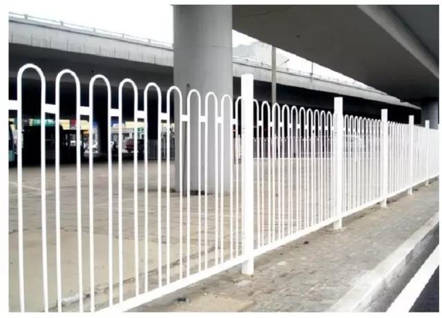 江苏常州道路护栏厂家常规护栏厂家市政护栏隔离栏生产厂家