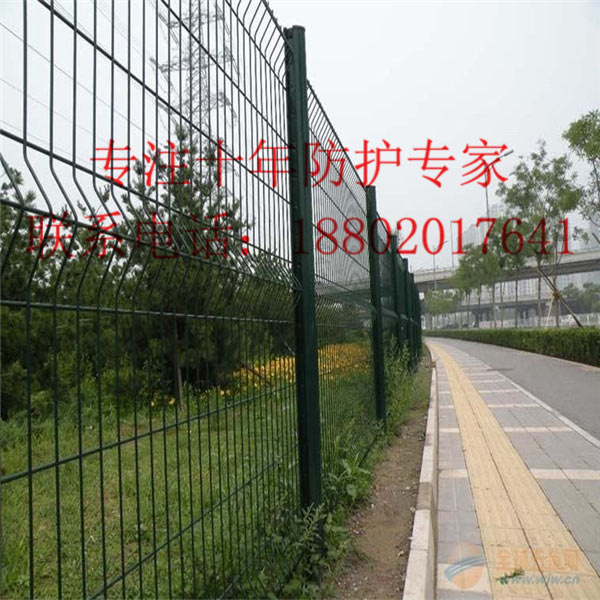 保亭高速公路铁丝网供应 三亚绿化带护栏网价格 海南道路隔离网厂家