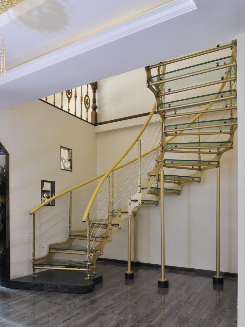 成都柏藤楼梯专注十三年不锈钢楼梯,质量保证!