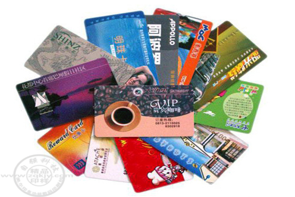 创业者印制PVC证卡多种类名片的数码快印设备