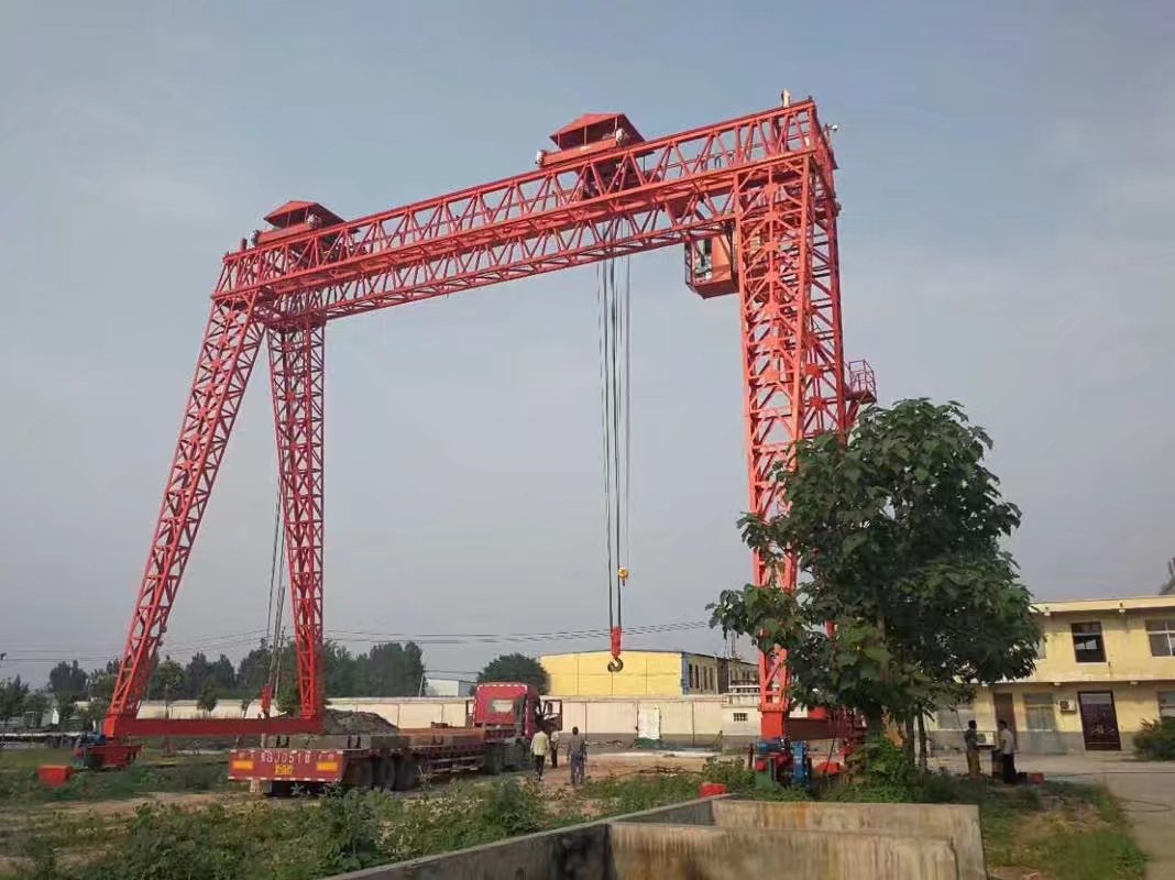 新东方甘肃项目80吨龙门吊