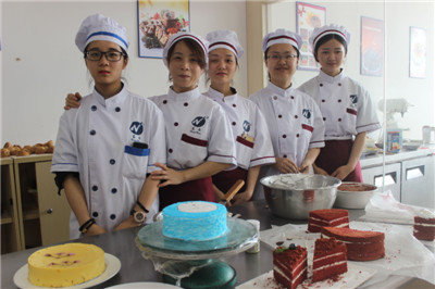 广州那个学校欧式蛋糕培训专业有名广州咖啡培训学校
