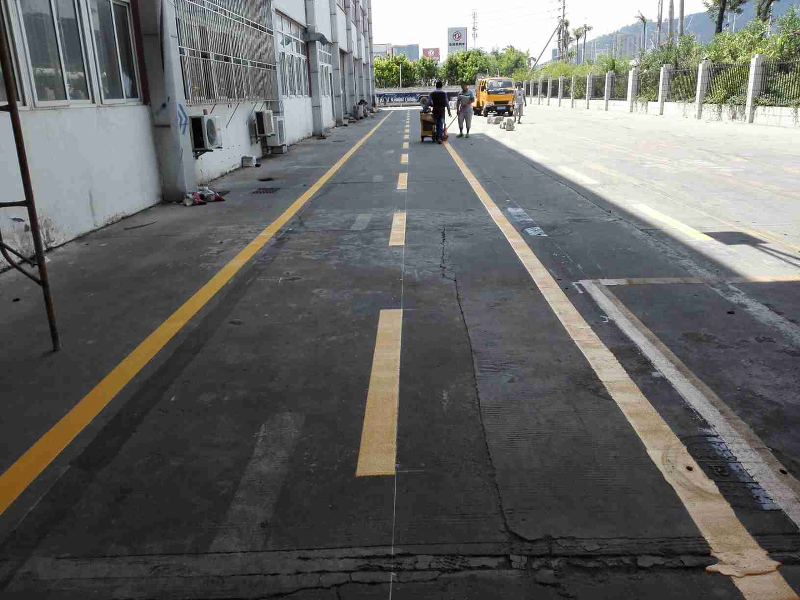 深圳市中路达交通道路标线丨车位标线丨划线工程施工
