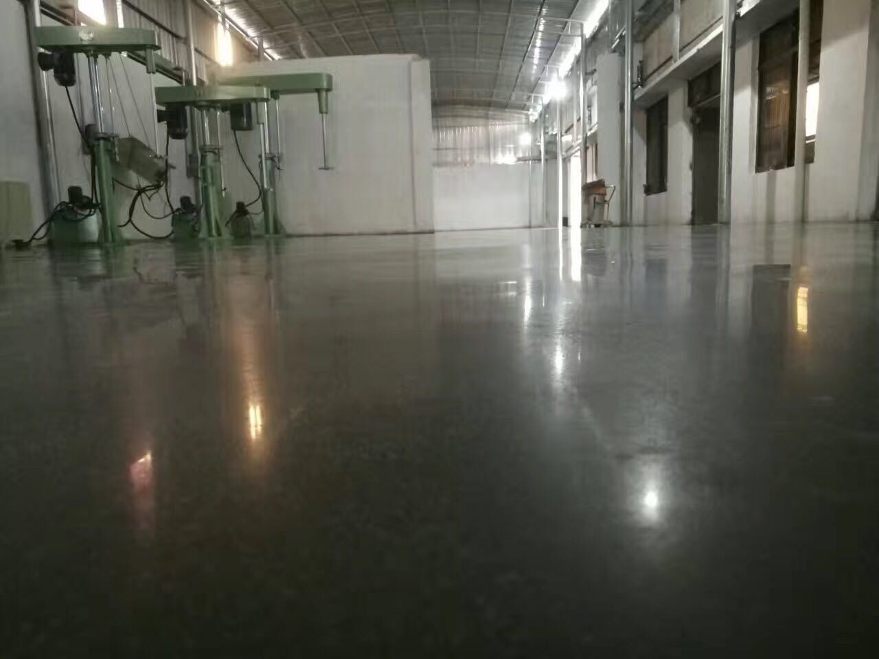 惠州龙华新水泥地起尘硬化处理园洲厂房地面翻新