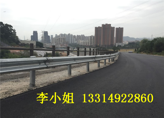 福州连江县道国道省道防撞护栏板 高速公路波形梁护栏