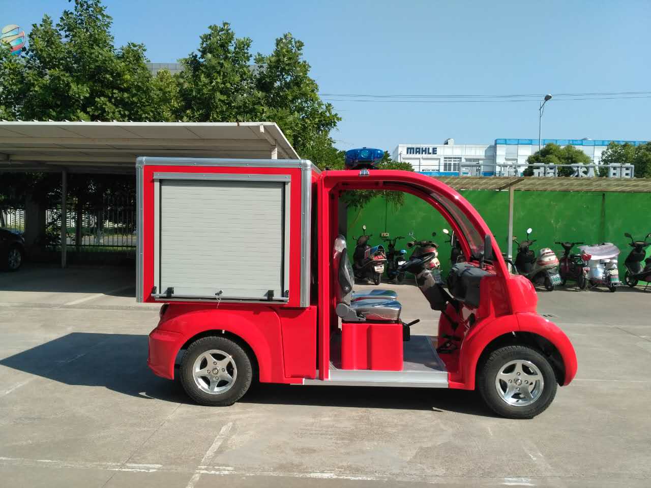厂家供应直销2017新款2-4座电动消防车 四轮电瓶消防车