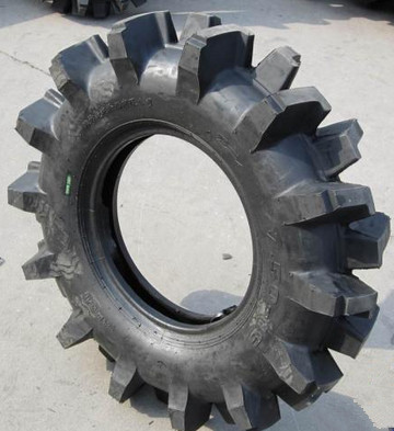 厂家生产7.50-16水田花纹农用机轮胎
