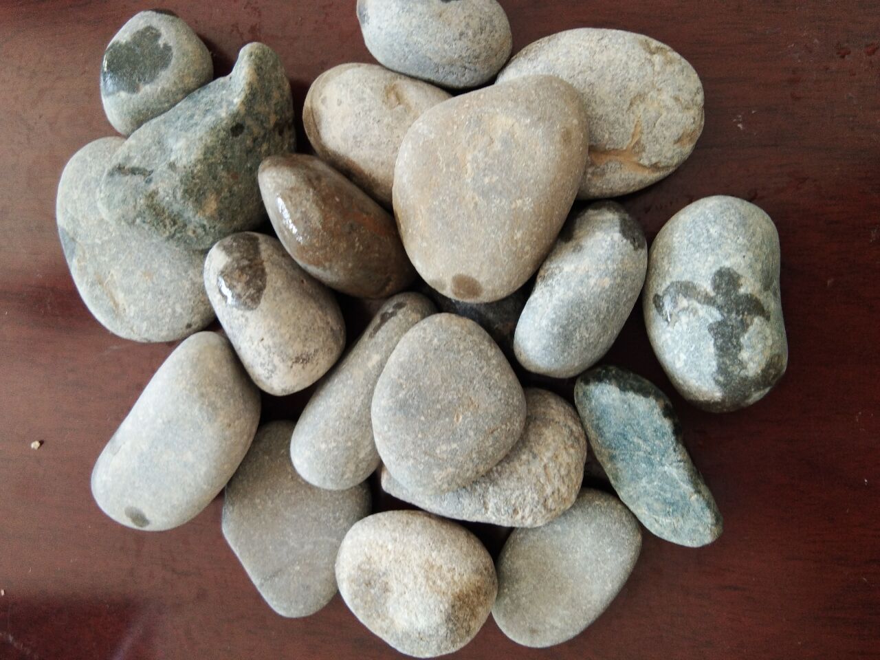 杂色鹅卵石供应商1-2cm