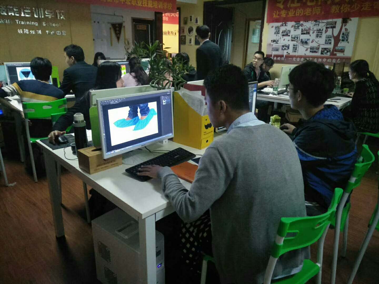 莆田电脑短期平面设计学校培训班