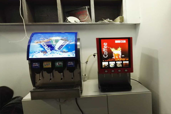 网咖可乐机汉堡店可乐机设备多少钱一台