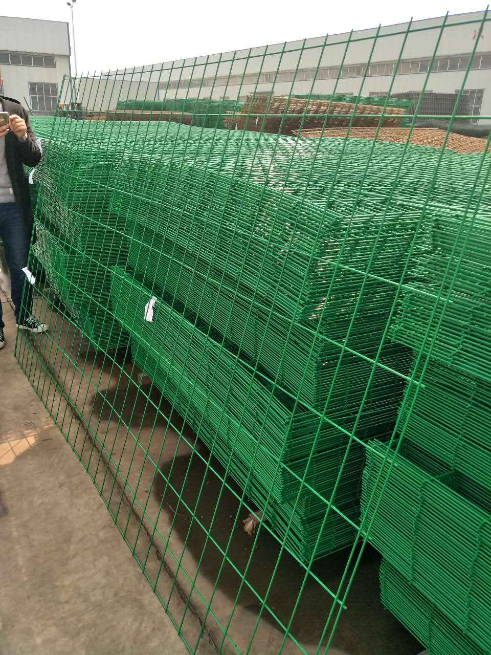 厂家直销双边丝护栏框架护栏绿色网片有现货