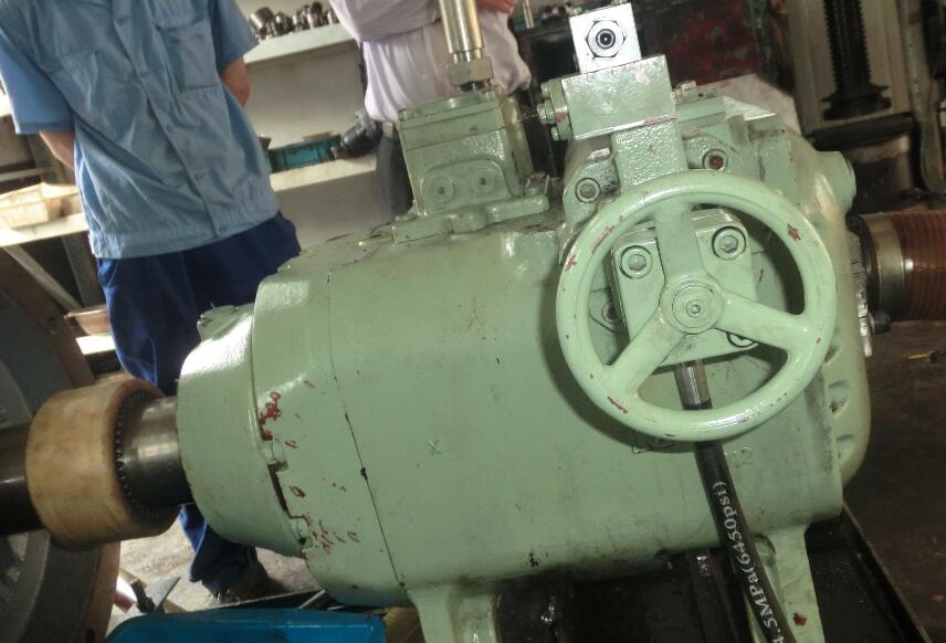 上海青浦维修川崎LZV260液压泵  专业液压泵维修