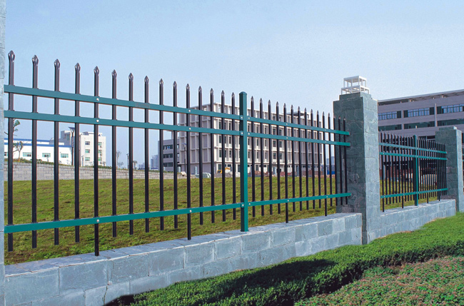 小区铁艺围墙栅栏 深圳法院围墙护栏价格 珠海企业防护