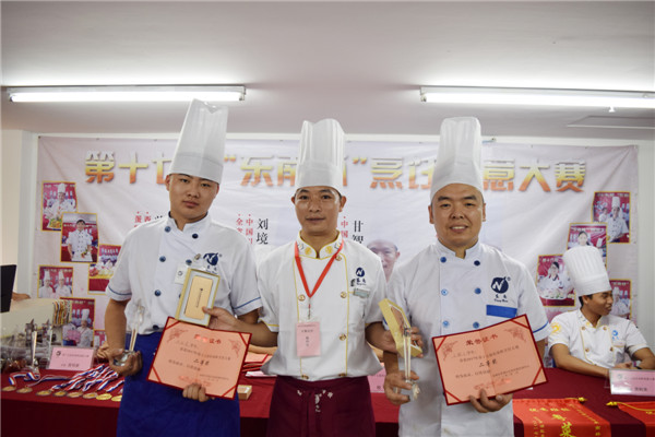 广州行业领先的中餐培训学校广州学中餐师到东南学校