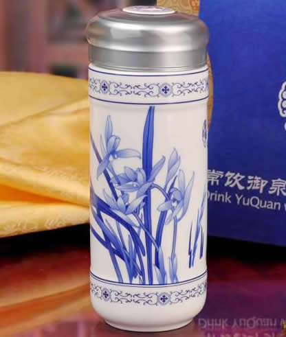 陶瓷早餐杯牛奶杯-北京陶瓷定做-陶瓷办公盖杯-骨瓷咖