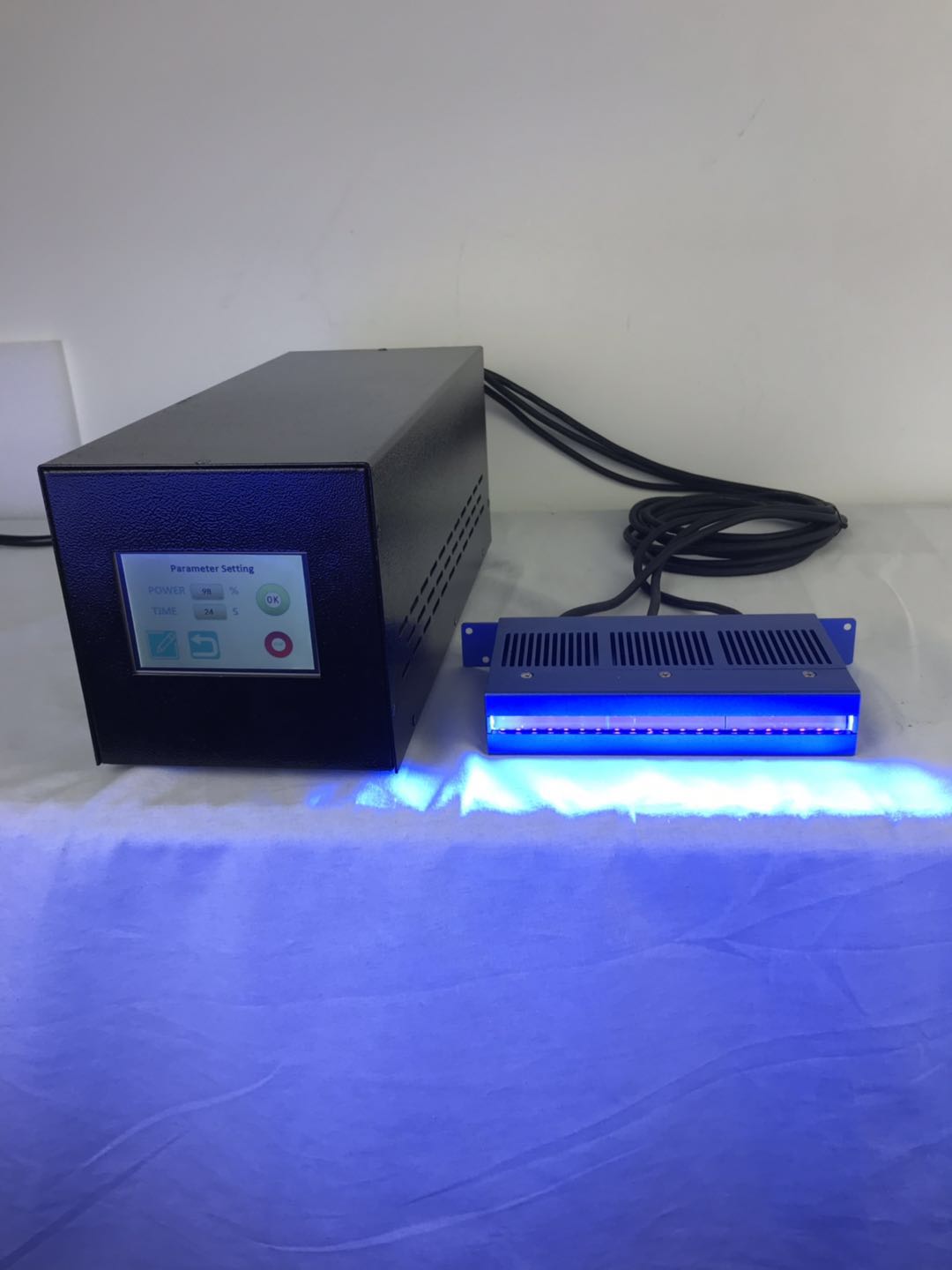 UV LED线光源出厂价 150mm长固化光源 线性