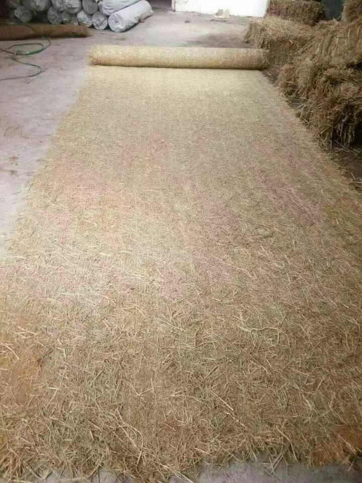 椰丝毯护坡 椰丝稻草混合绿化毯 带草籽