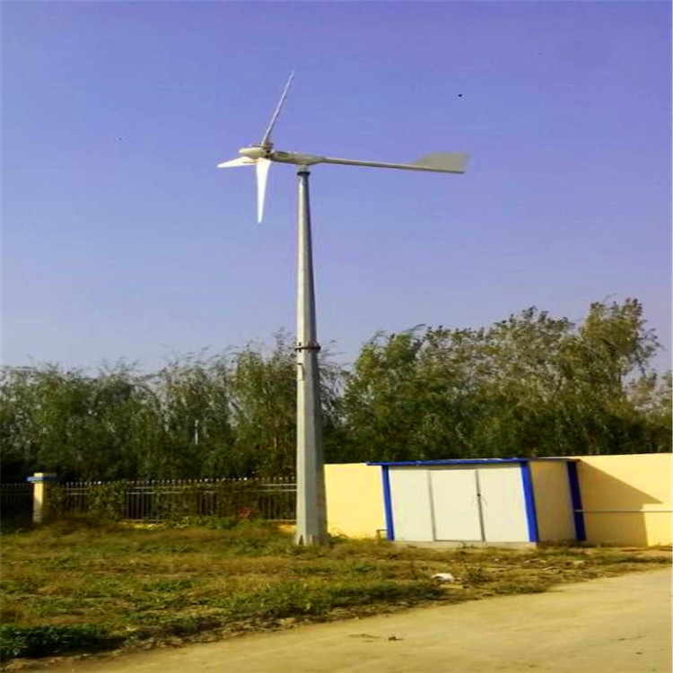 专业生产信赖晟成 5000w路灯用风光互补风力发电机